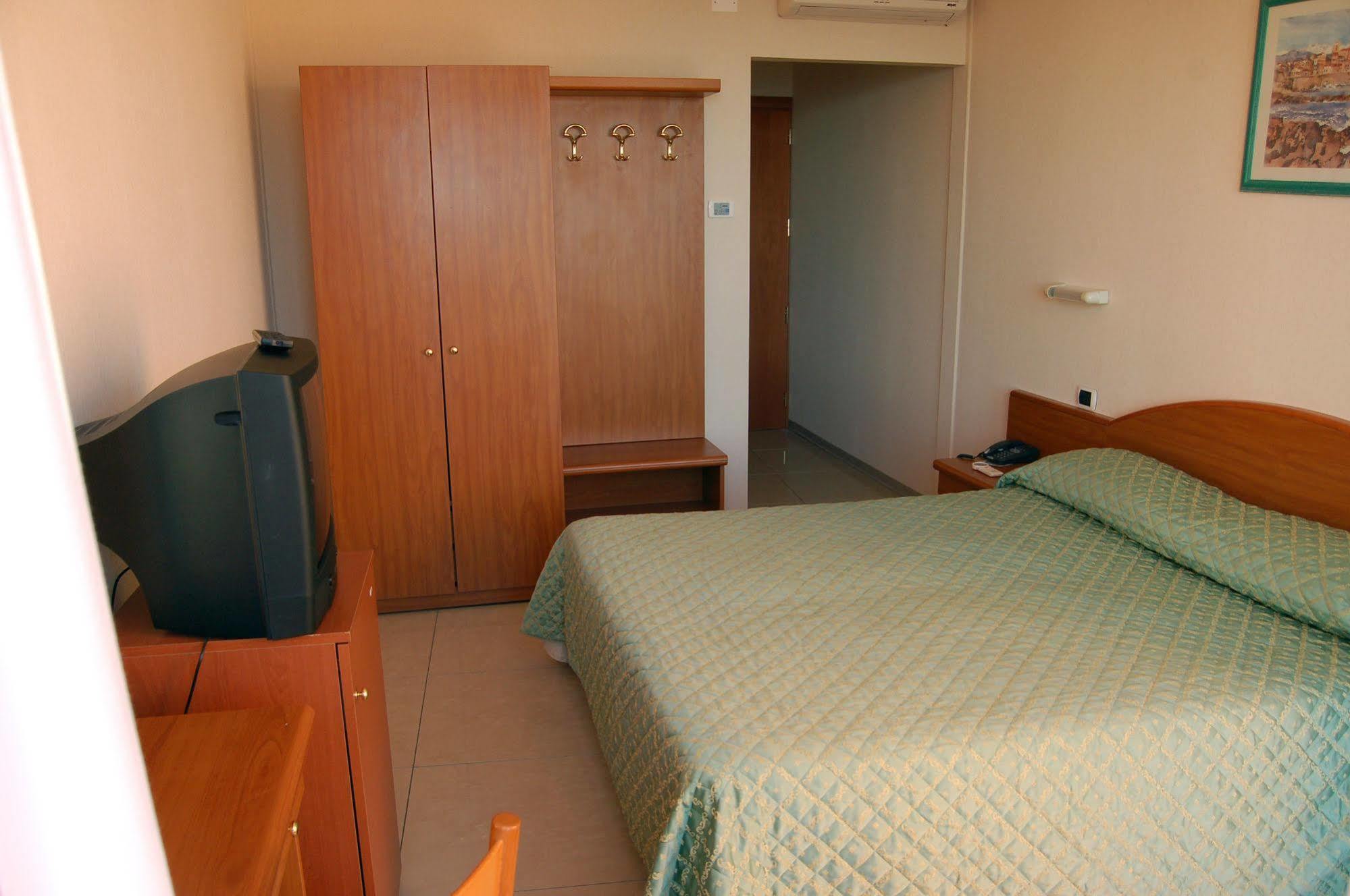 Hotel Cristallo Lerici Ngoại thất bức ảnh