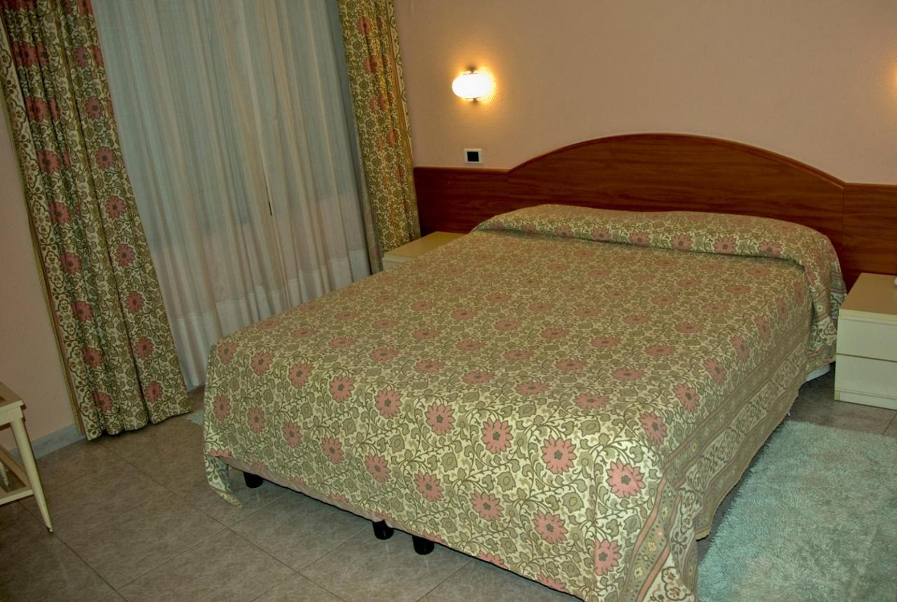Hotel Cristallo Lerici Phòng bức ảnh